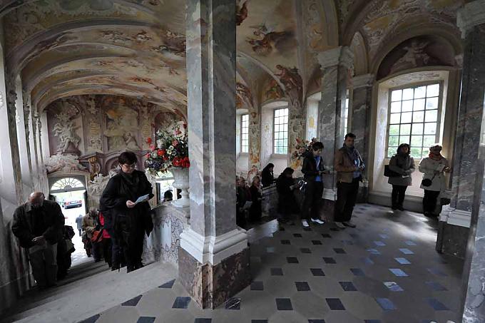 Betende auf der Heilige Stiege Betende auf der Heilige Stiege