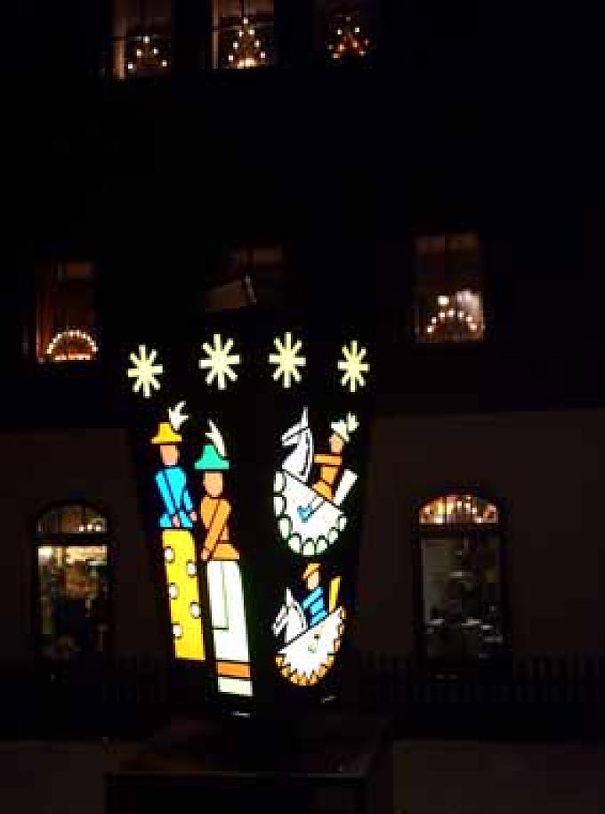 Straßenlaterne in Seiffen. Straßenlaterne in Seiffen.