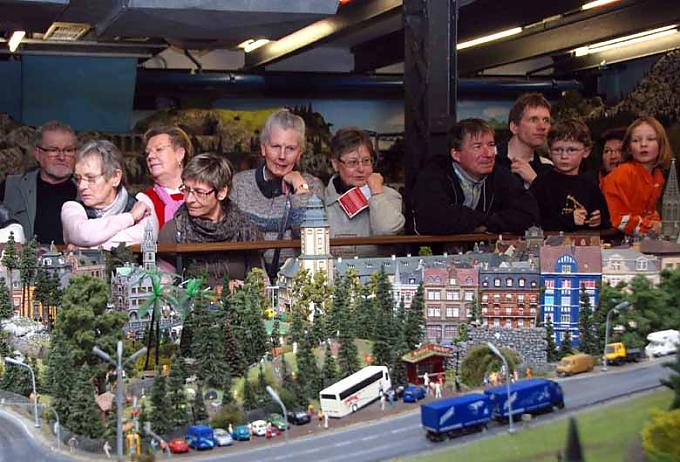 Es wird Abend in Knuffingen Es wird Abend in Knuffingen