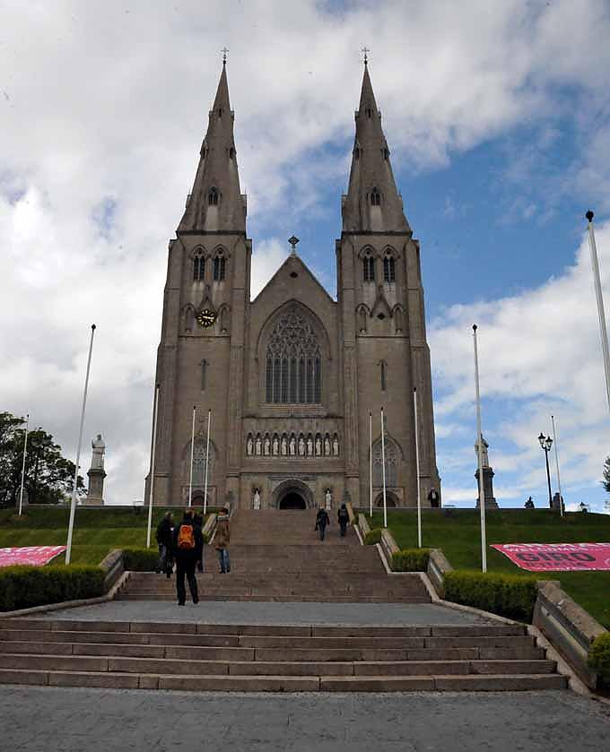 Katholische St. Patricks Kathedrale aus hellem Kalkstein
