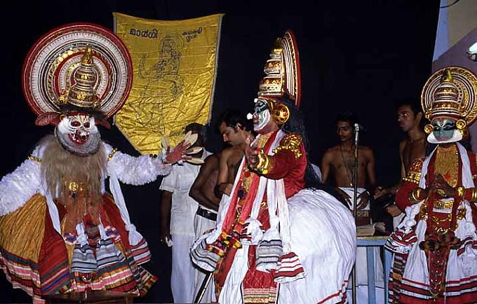 Kampf zwischen Gut und Böse Kampf zwischen Gut und Böse