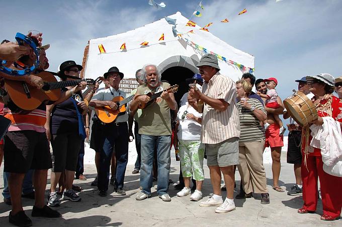 Mit der Muttergottes auf Inseltour Mit der Muttergottes auf Inseltour