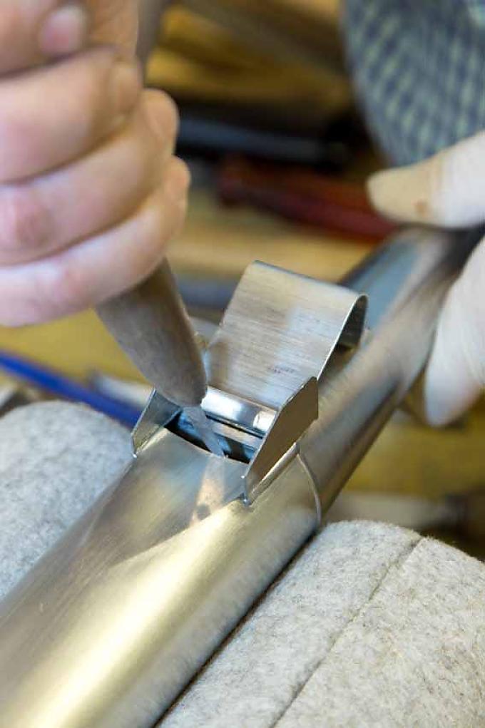 Arbeiter in der Pfeifenwerkstatt. Arbeiter in der Pfeifenwerkstatt.