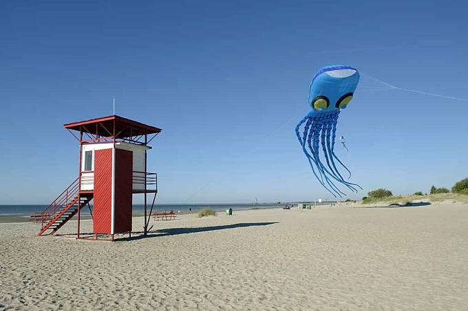 Drachen am Strand auf Pärnu Drachen am Strand auf Pärnu