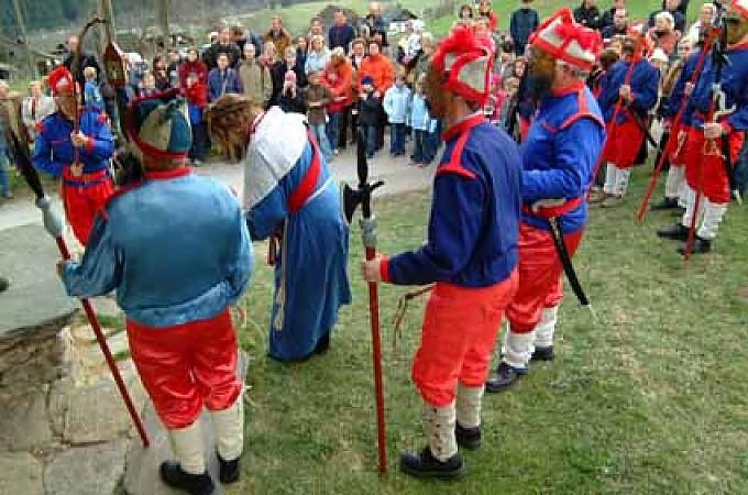 Über Jesus wird der Stab gebrochen Über Jesus wird der Stab gebrochen