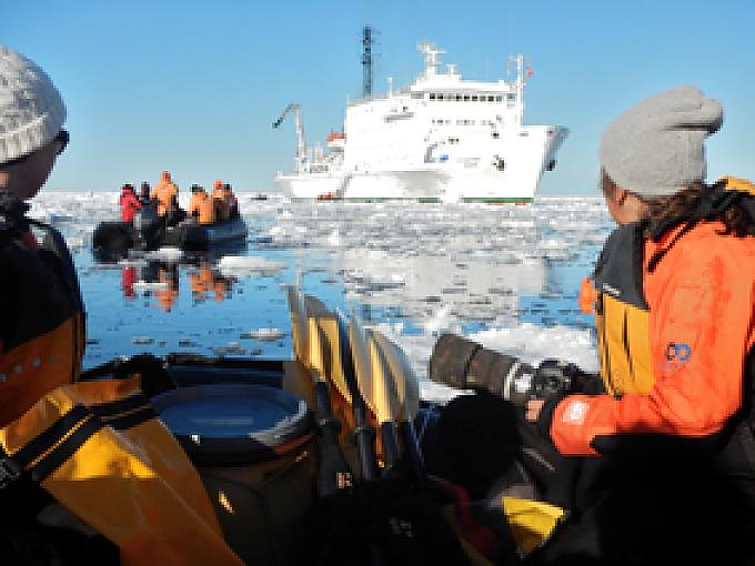 Wunder im weißen Trümmerland Wunder im weißen Trümmerland