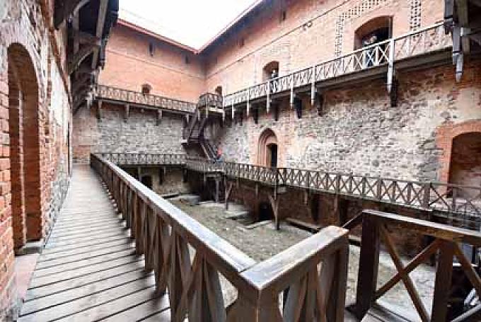 Wasserburg ohne Wasser Wasserburg ohne Wasser