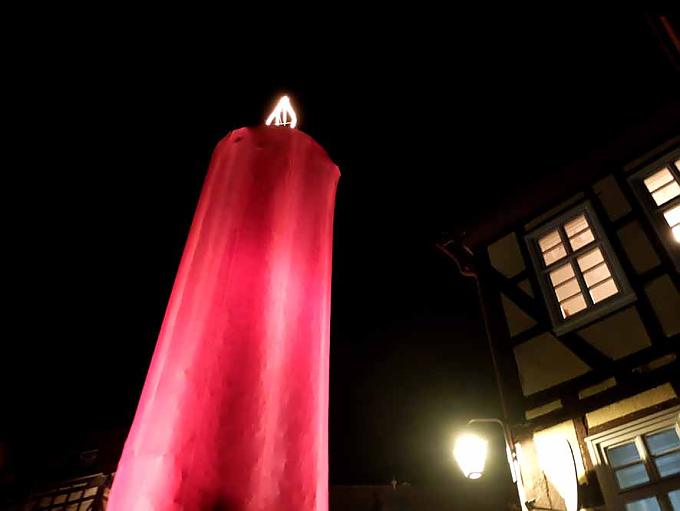 Die größte Adventskerze der Welt in Schlitz. Die größte Adventskerze der Welt in Schlitz.