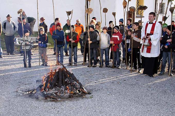 Wo Feuerspringer das Licht bringen Wo Feuerspringer das Licht bringen
