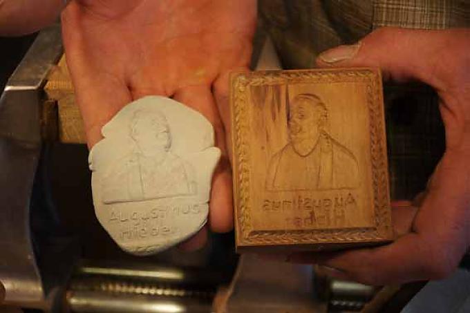 Gebäckmodeln und Nudelstempeln Gebäckmodeln und Nudelstempeln