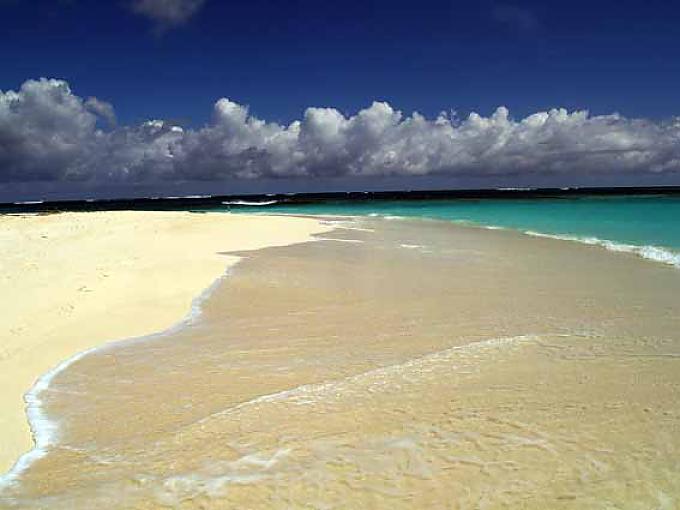 Zu den absolut größten Highlights zählen die 33 Strände Anguillas Gingerbread House