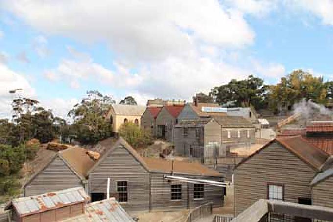 Übersicht über die Goldgräberstadt. Übersicht über die Goldgräberstadt.