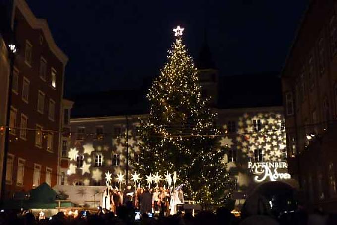 Perchtenlauf und Sternenstaub