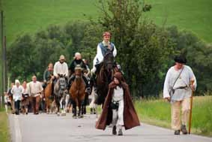 Aufbruch ins Ungewisse Aufbruch ins Ungewisse