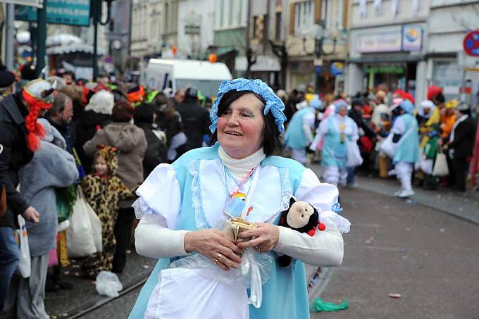 Wilde Weiber an die Macht Wilde Weiber an die Macht