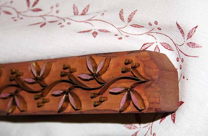 Modeldruck veredelt feinstes Leinen Modeldruck veredelt feinstes Leinen