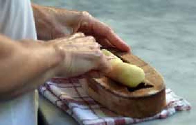 Produktion der Marzipanfiguren Produktion der Marzipanfiguren