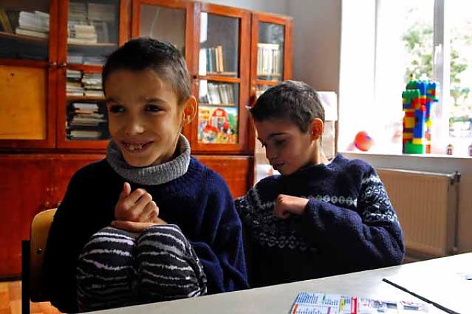 Vom Kinderheim ins Altersheim Vom Kinderheim ins Altersheim