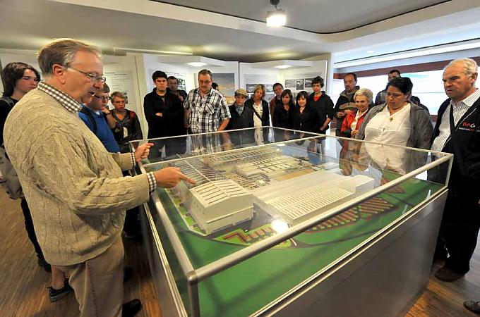 Modell des Werftgeländes. Modell des Werftgeländes.