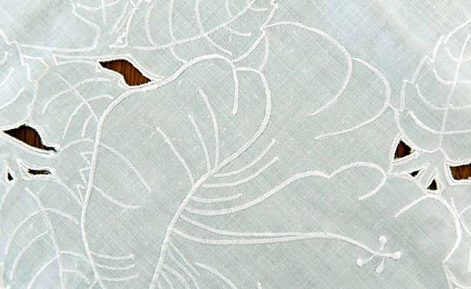 Alles hängt am weißen Faden Alles hängt am weißen Faden