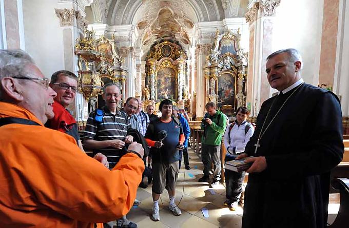 Wanderer, kommst du nach Metten … Wanderer, kommst du nach Metten …