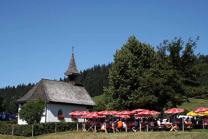 Tradition und Ursprünglichkeit Tradition und Ursprünglichkeit