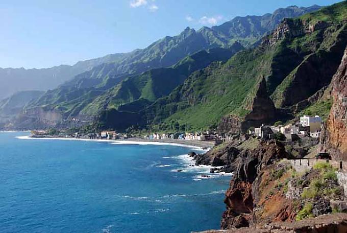 Portinho de Janela an der Ostküste von S. Antao Bei den Fischern von Salamansa, Sao Vicente. Kapitän Alfonsin