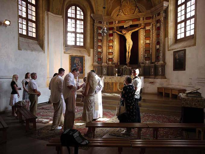 Taufe in der Bernhardinerkirche Taufe in der Bernhardinerkirche