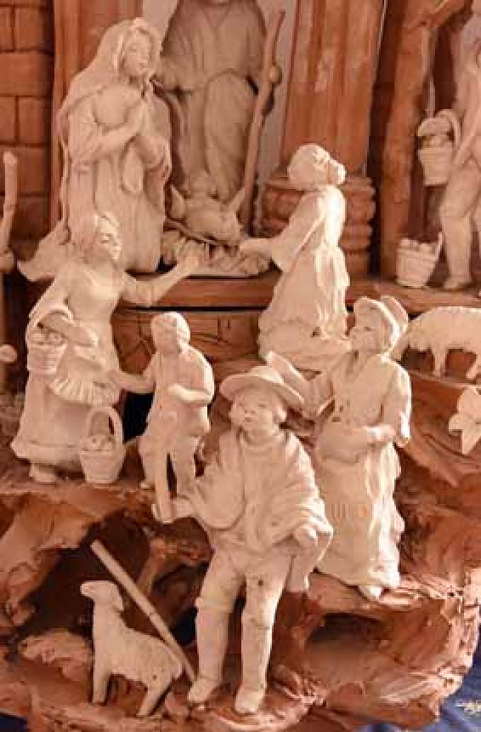 Größtes Exponat im Eppinger Museum ist eine Krippenlandschaft aus dem italienischen Apulien. Hinterglasmalerei mit Darstellung einer Pieta