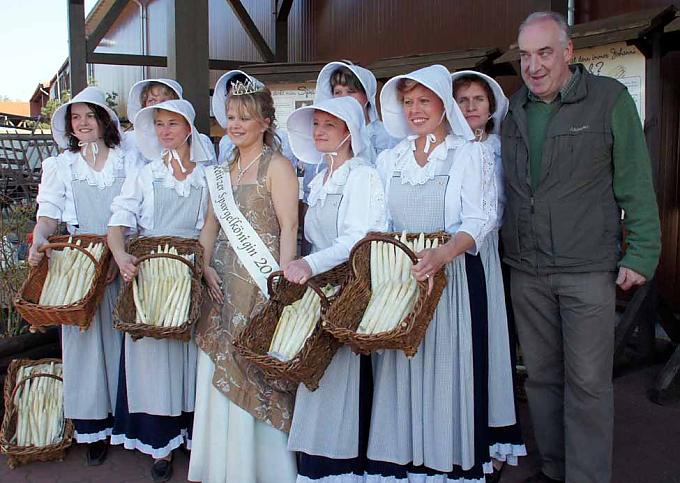 Heilkraut, Donnerwurz und Delikatesse Heilkraut, Donnerwurz und Delikatesse