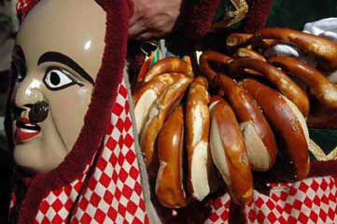 Vom Abendmahlsbrot zum Partygebäck Vom Abendmahlsbrot zum Partygebäck