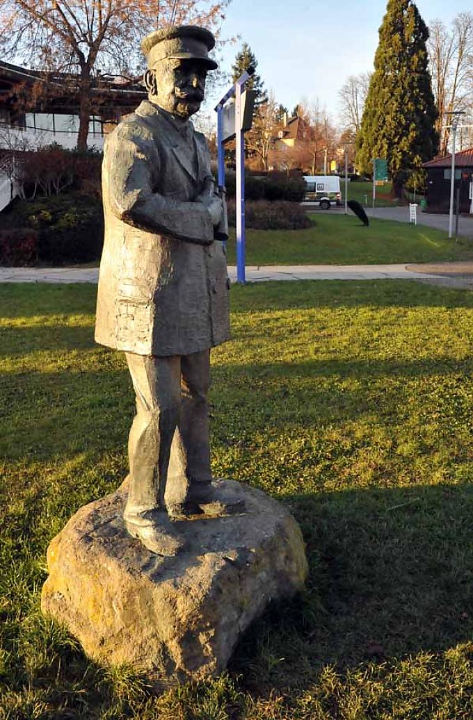 Denkmal für Graf Zeppelin Denkmal für Graf Zeppelin