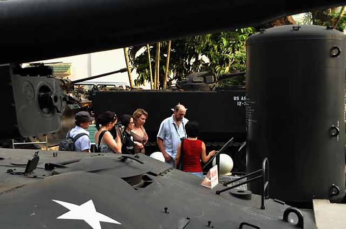 Blutige Vergangenheit Blutige Vergangenheit