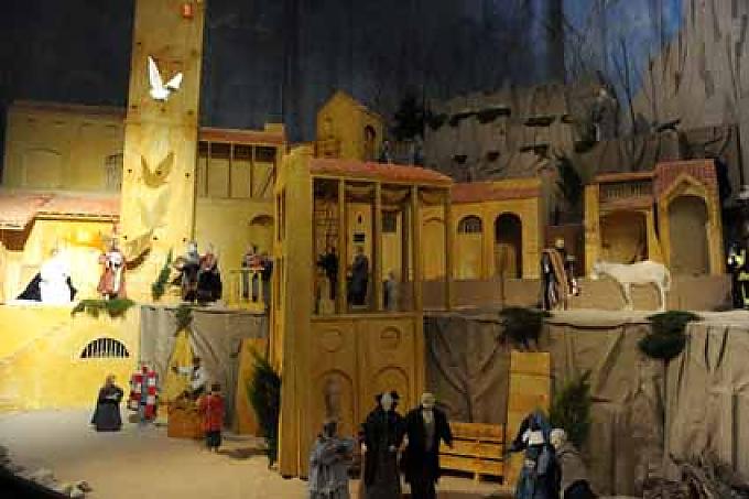 Krippe im Kölner Dom  Krippe im Kölner Dom