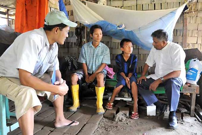Der Jugend eine Zukunft bauen Der Jugend eine Zukunft bauen