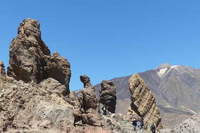 Geboren aus Feuer und Wasser Geboren aus Feuer und Wasser