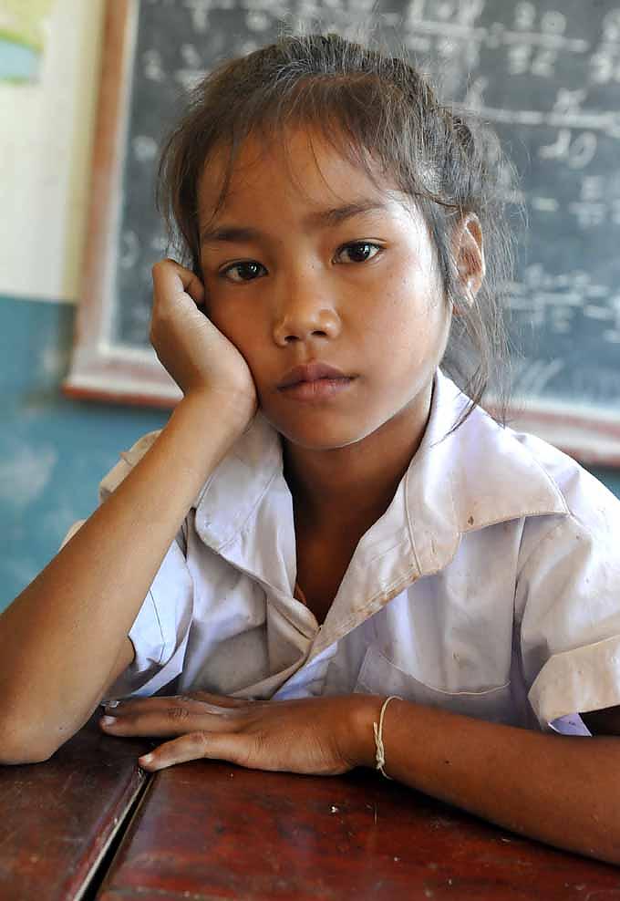 Lang Lang holt Wasser vom Fluss