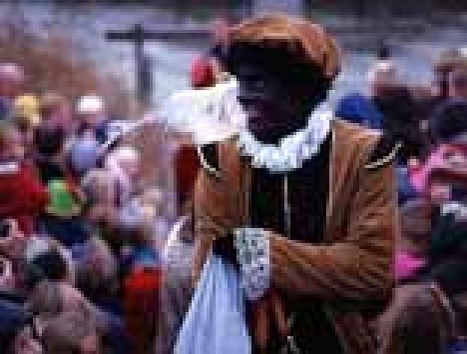 Sinterklaas in den Niederlanden Clifton Mill in Clifton, Ohio. Über 3,5 Millionen Lichter sind am Haus und im Garten angebracht