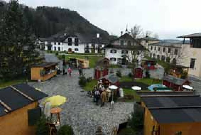 Adventsmarkt an Schloss Fuschl Adventsmarkt an Schloss Fuschl