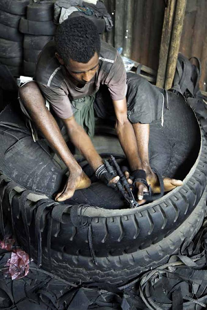 LKW Reifen für die Schuhproduktion LKW Reifen für die Schuhproduktion