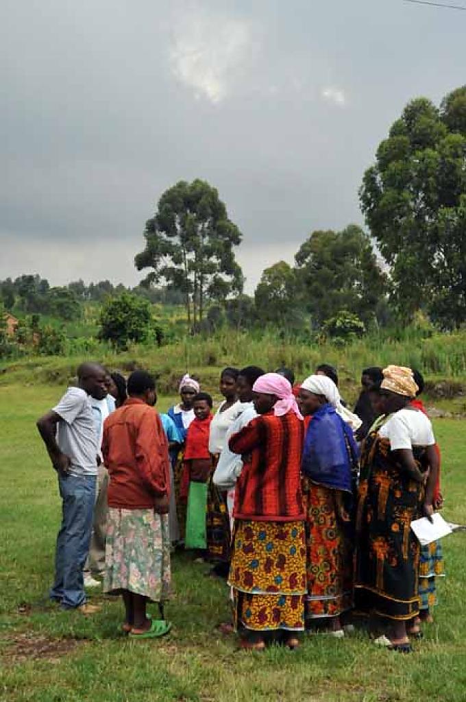 Zuschauerin in Njundo Zuschauerin in Njundo