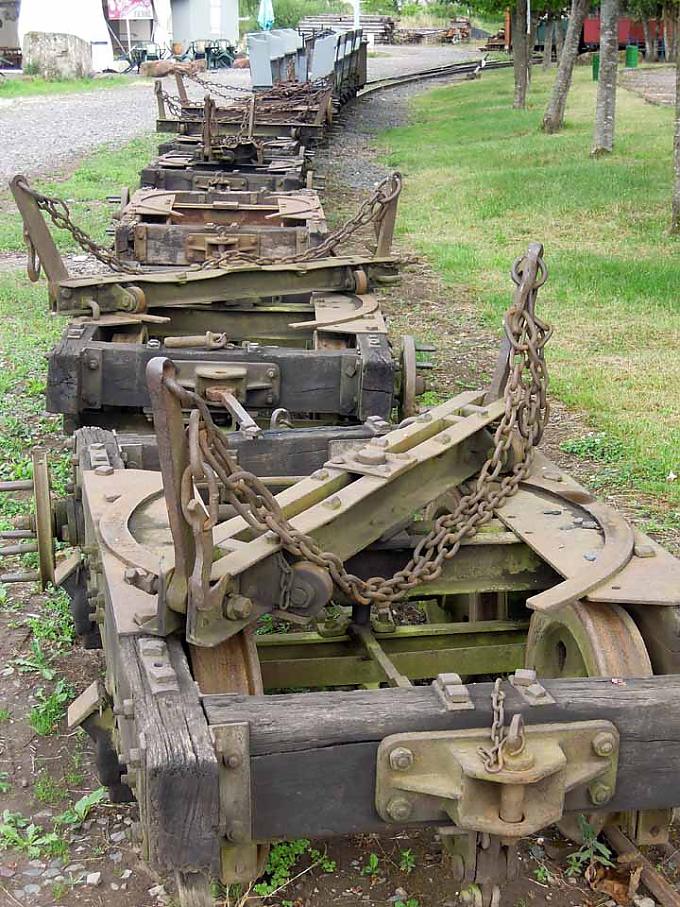 Historischer Holztransportzug Waldeisenbahn unterwegs