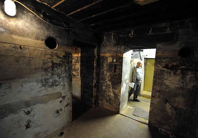 Besucher im Bunker Besucher im Bunker