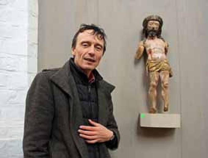 Eine Skulptur/ ein Altar wie diese(r) genügt Pfarrer Bernhard Gutsche vollauf für eine spannende Reise in die Reformationszeit