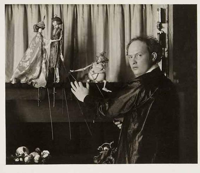 Das magische Spiel der Puppen