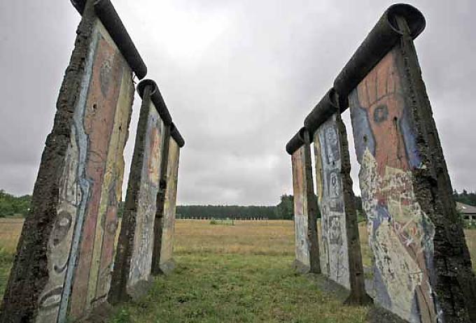 Berliner Mauer im polnischen Garten