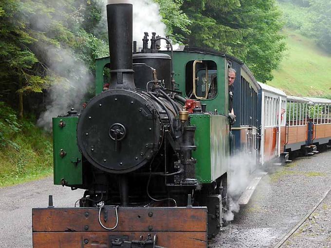 Waldeisenbahn unterwegs