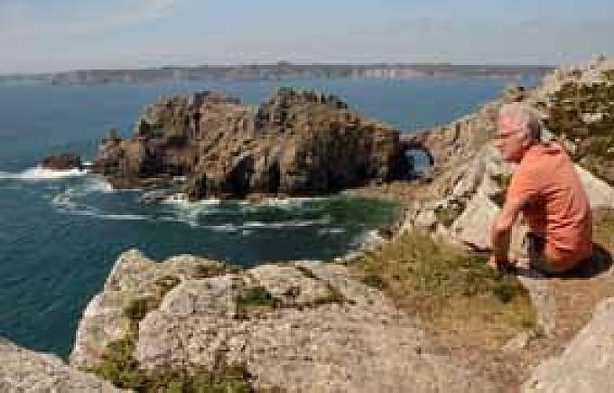 Auf dem Pfad der Riesen zur Straße der Ölsardinen