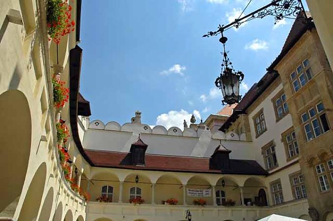 Die Krone, das Zeichen für den Königsweg