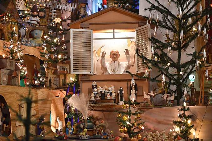 Kunstwerk in der Kapelle